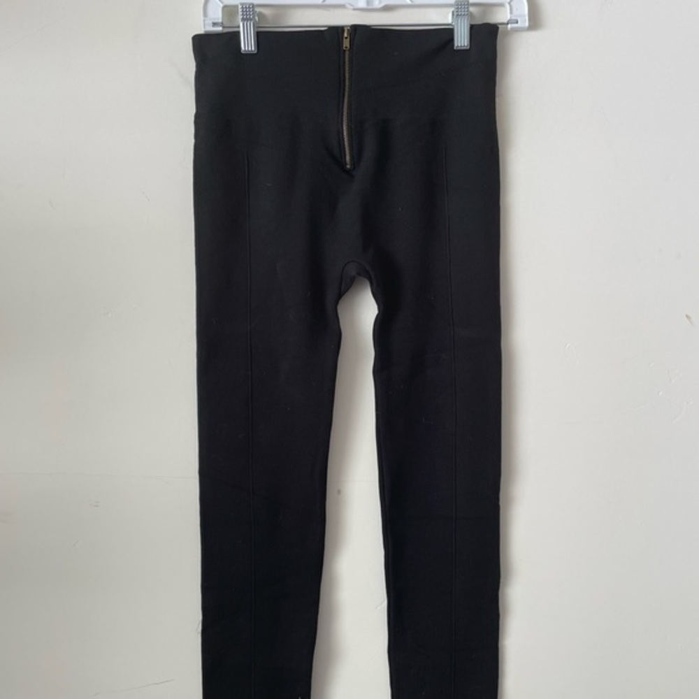 Riviera tight pants leggings black woman